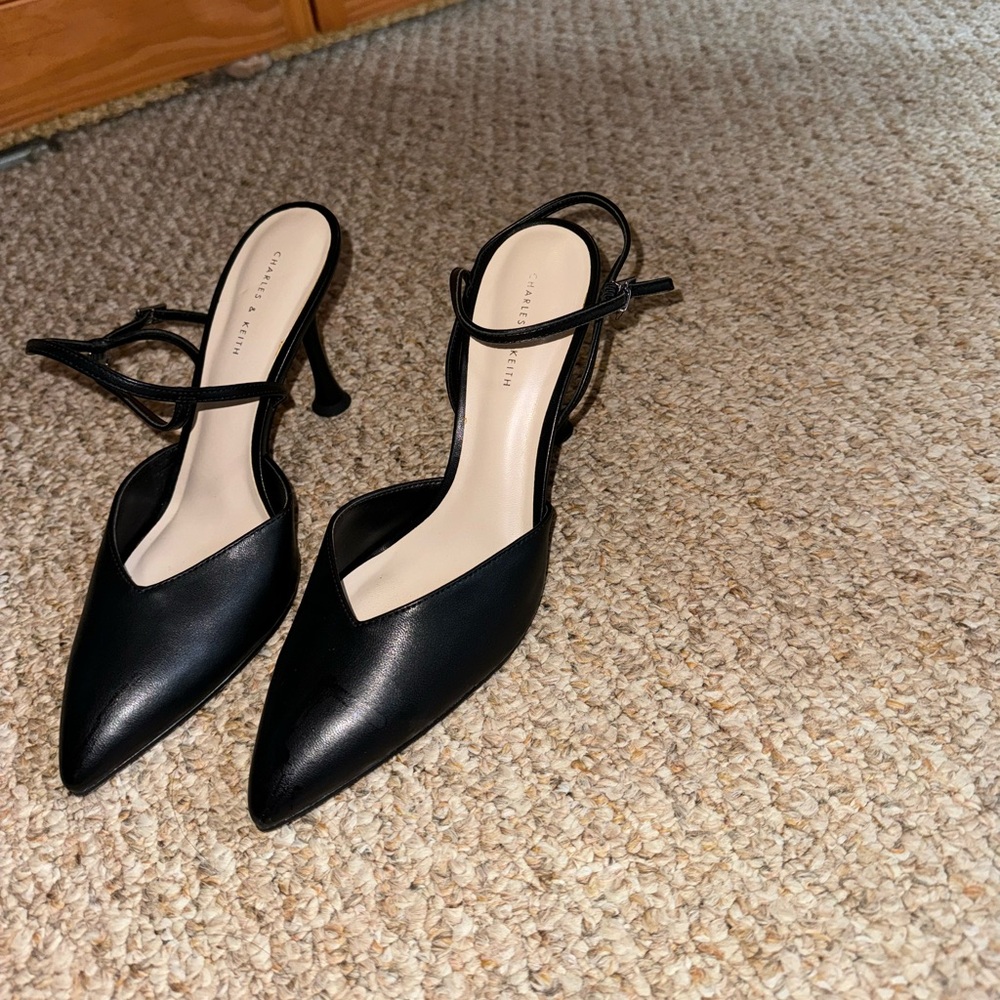 Black closed toe heels